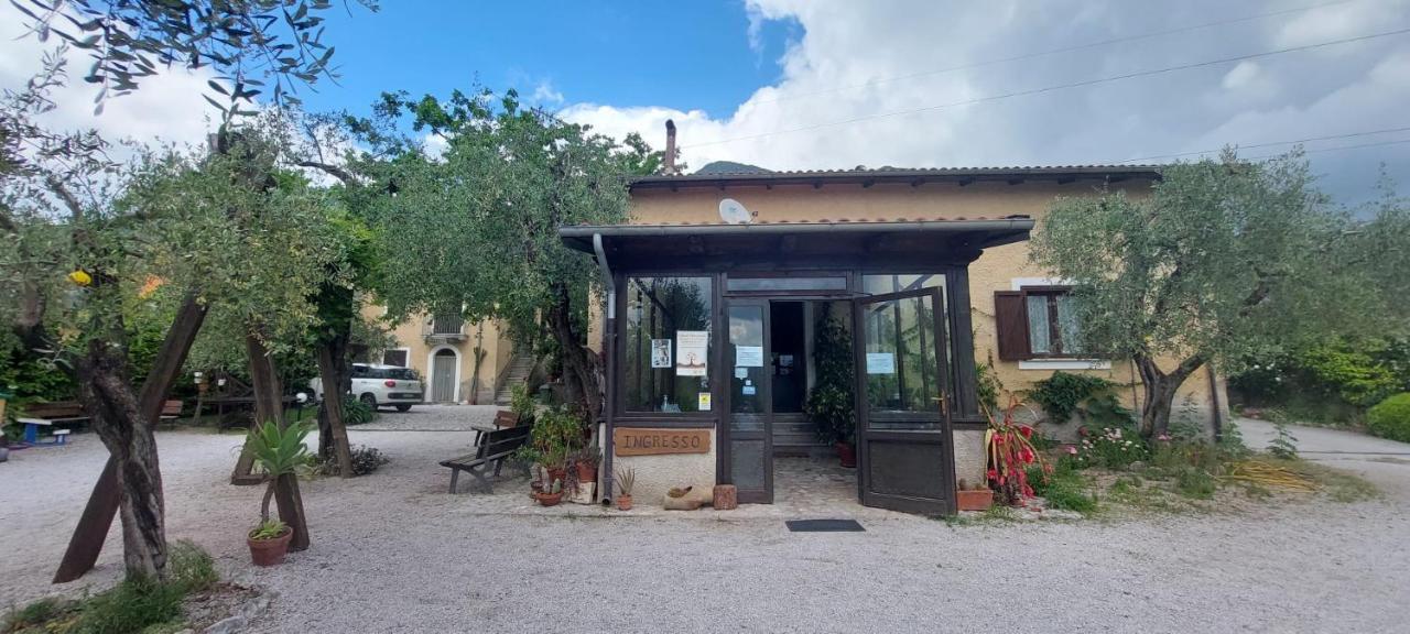 Agriturismo Macchiapiede Sala Consilina Exteriör bild