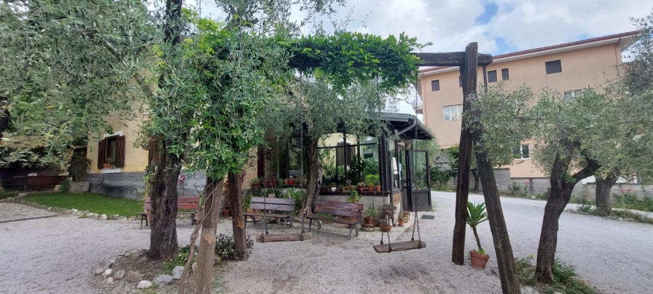 Agriturismo Macchiapiede Sala Consilina Exteriör bild